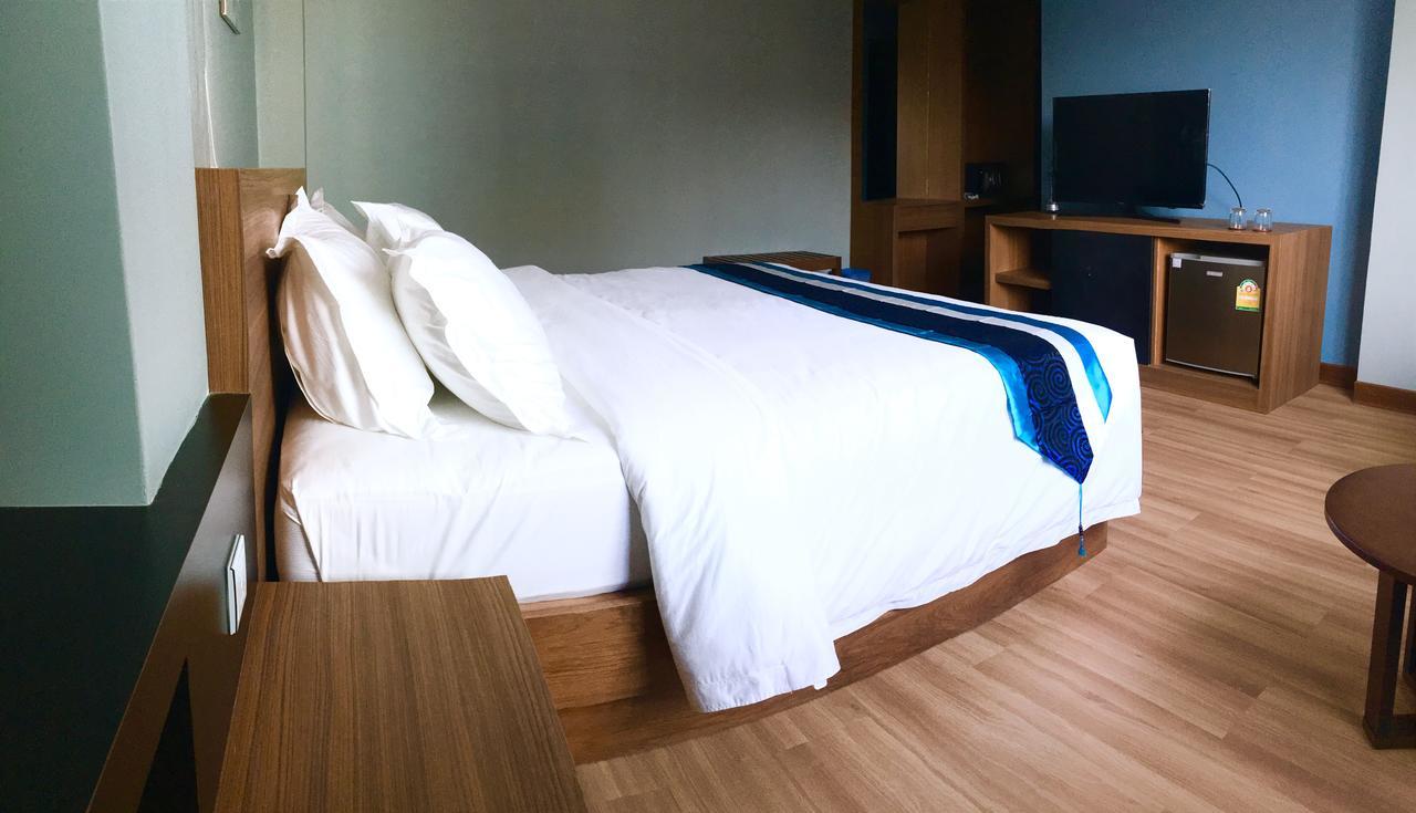 Hotel Azure Yangon Esterno foto